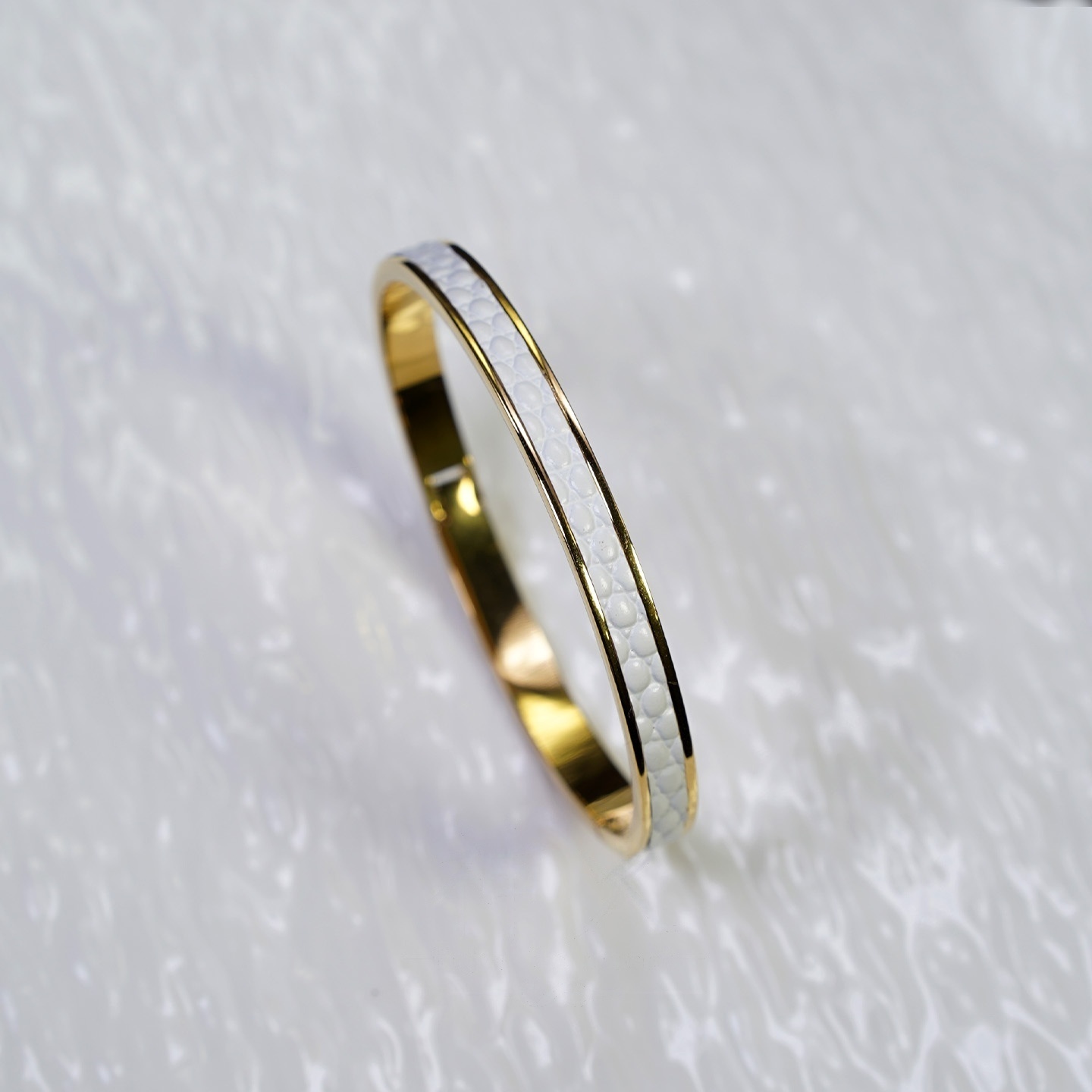 Metallic gold bright white