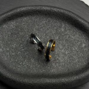 The northern lights are dark and green